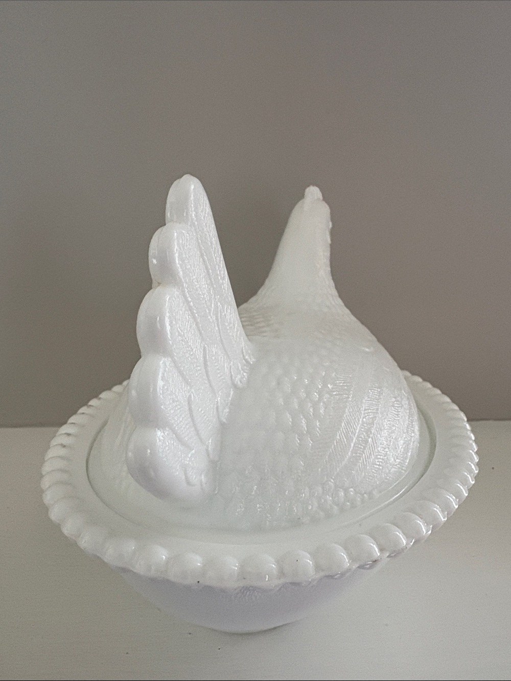 Indiana Glass HEN ON A NEST white milk glass dish - Picture 5 of 16